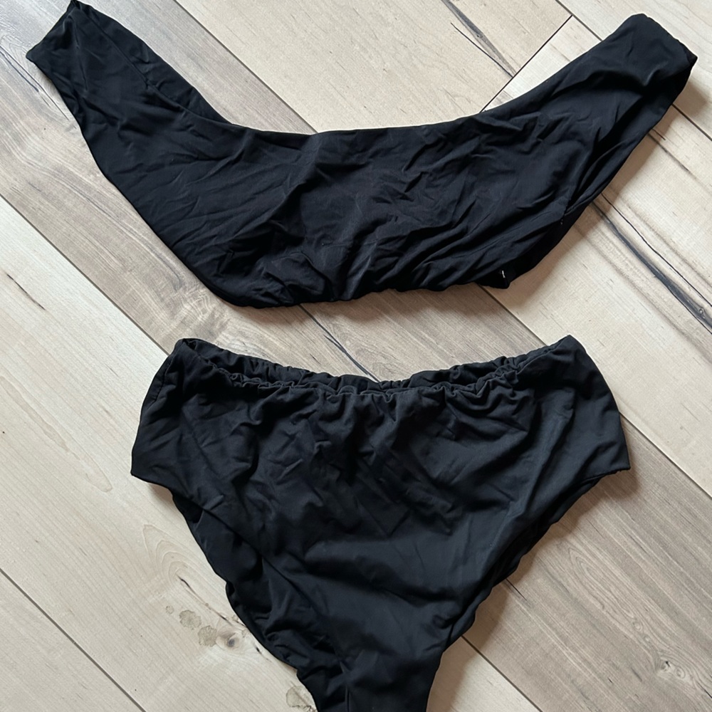 Gemini Mountain Swimwear Two piece bathing suit size M